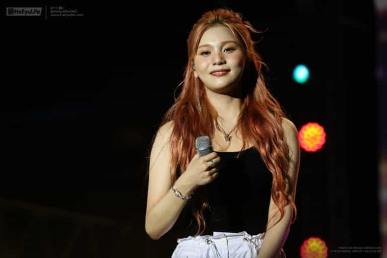 VIVIZ Umji @ POPSTIVAL 2022 (HQ PHOTOS) [20221021]