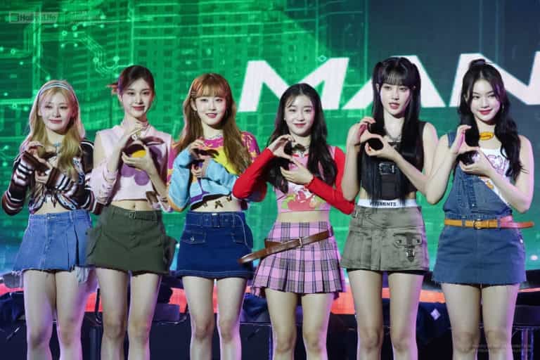 STAYC @ Hello STAYC 1st Fan Meeting in Manila (HQ PHOTOS – SET 3) [20221203]
