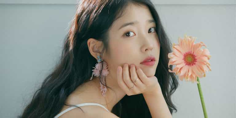 IU sells out Singapore show in just a few minutes, organizer adds another show day