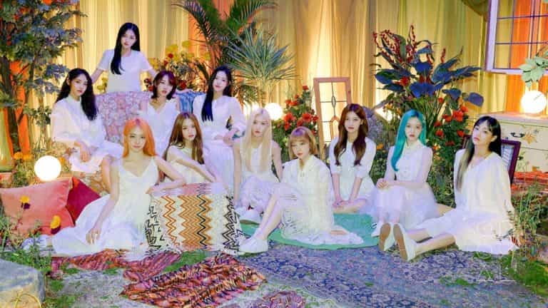 LOONA scores first entry on Billboard’s Pop Airplay chart with ‘Star’