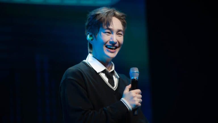 Witnessing unpredictable magic of SHINee’s Onew and Jjinggus at the ‘GUESS!’ fan meeting in Manila